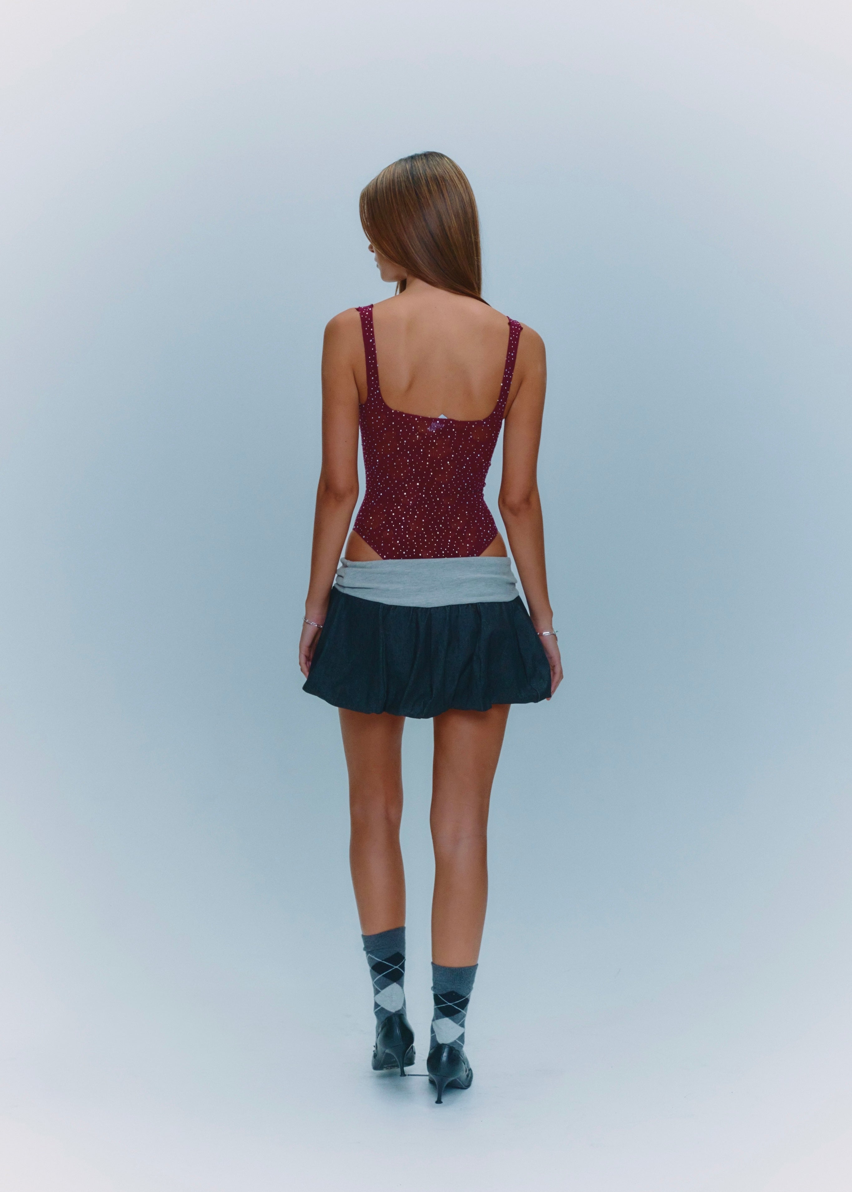 Fitted Stretch Top with Lightweight Breathable Fabric and Burgundy Color