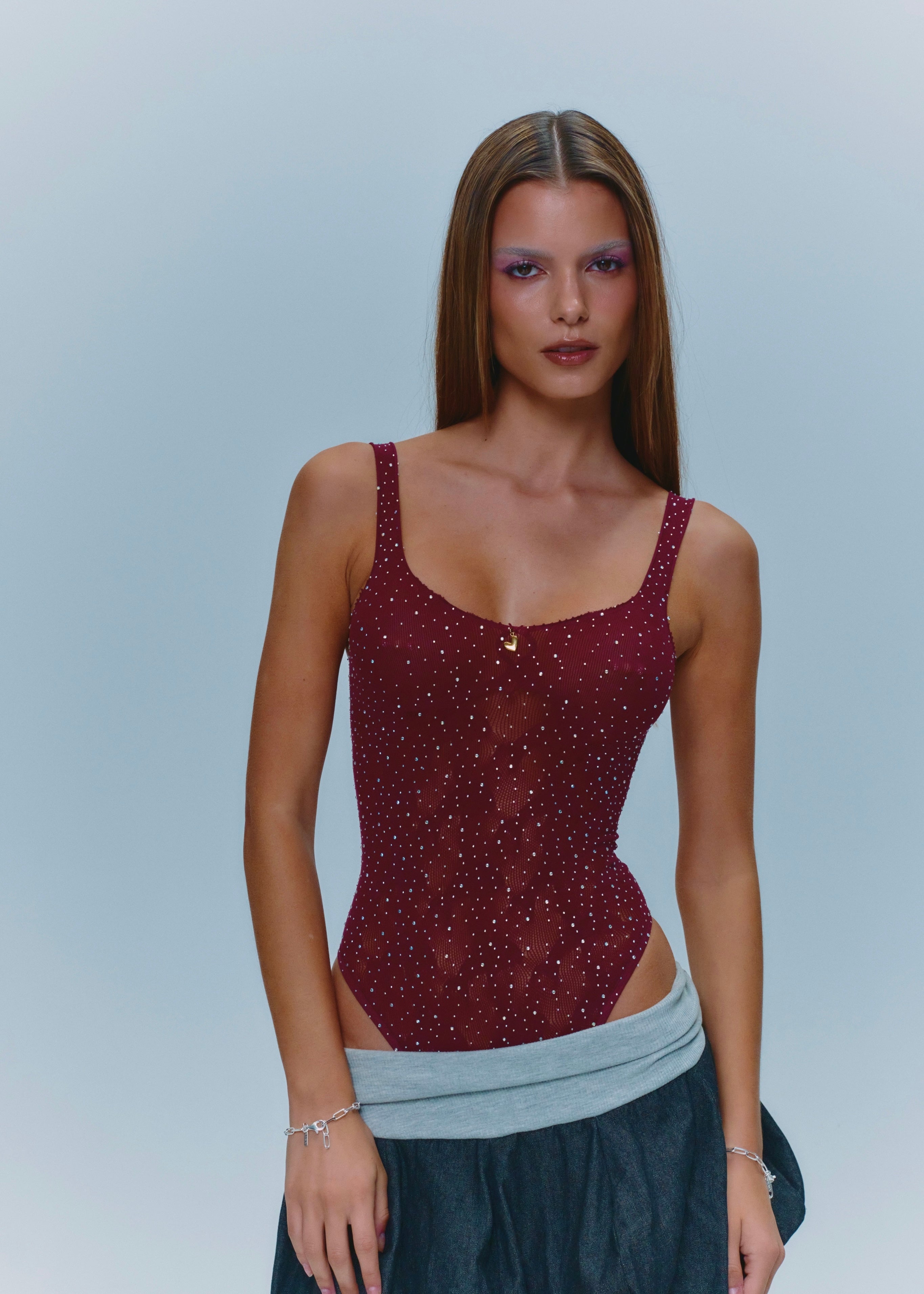 Fitted Stretch Top with Lightweight Breathable Fabric and Burgundy Color