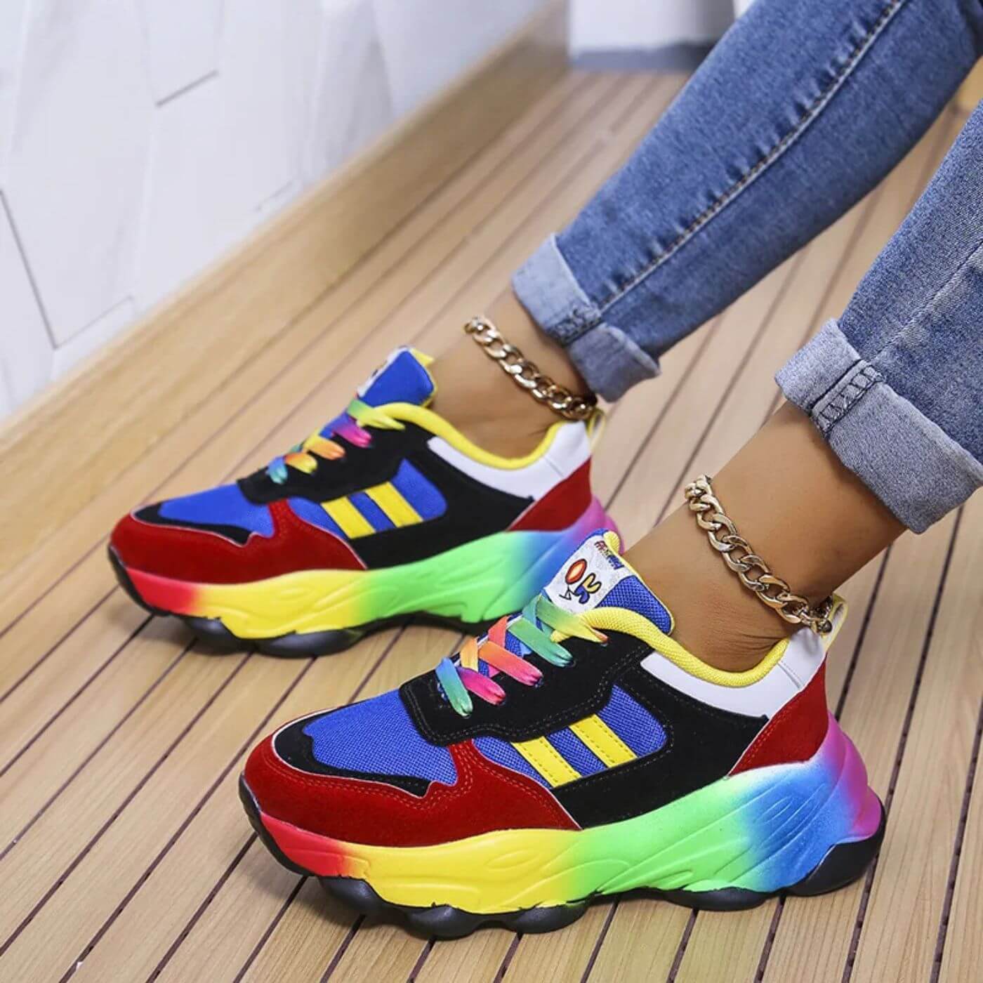 Orthopedic Sneakers with Cushioned Sole and Breathable Upper, Lace-Up Design