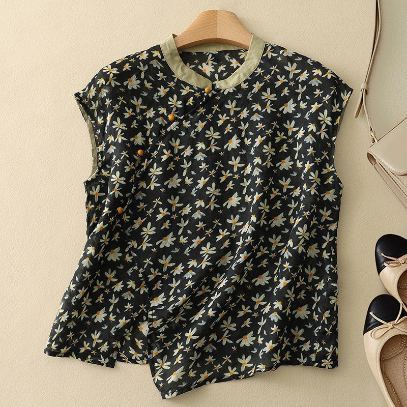 Sleeveless Floral Top with Mandarin Collar and Diagonal Button Closure