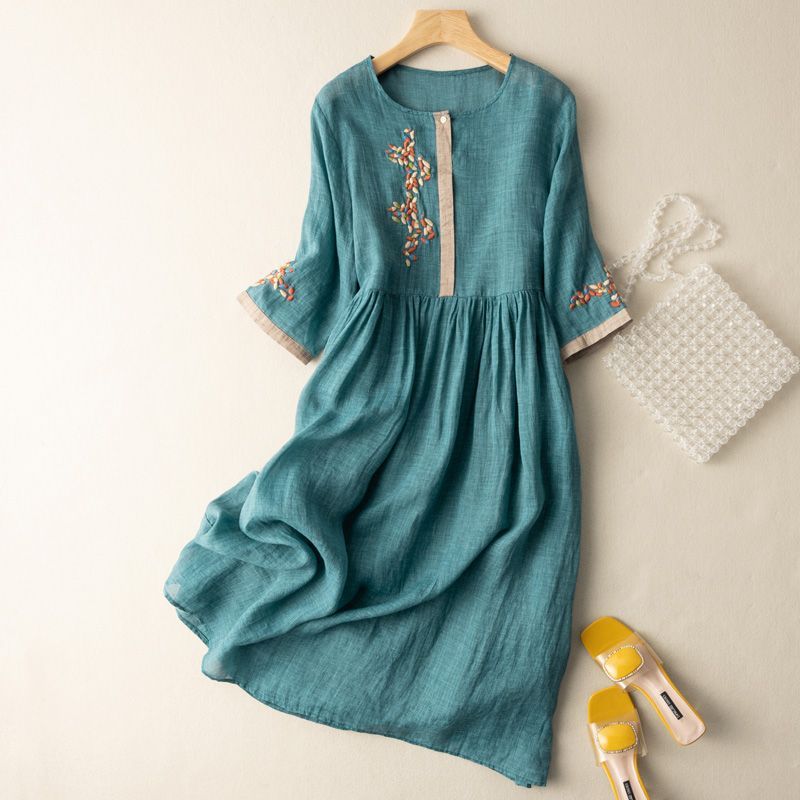 Embroidered Midi Dress with Gathered Waist and Half Length Sleeves