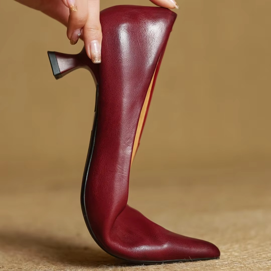 Women's Leather Pumps with Pointed Toe and Slip-On Fit, Cushioned Insole, Rubber Outsole