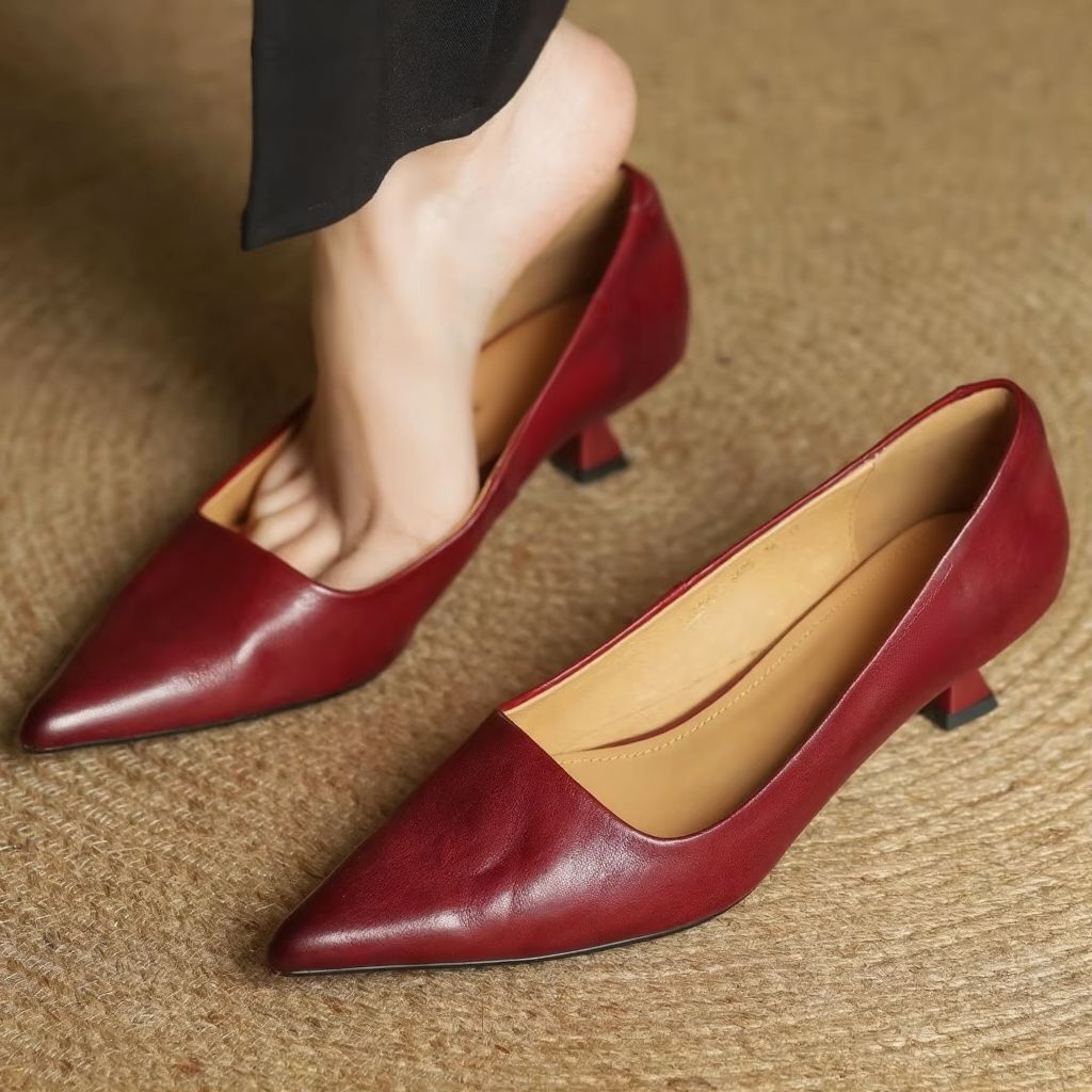 Women's Leather Pumps with Pointed Toe and Slip-On Fit, Cushioned Insole, Rubber Outsole