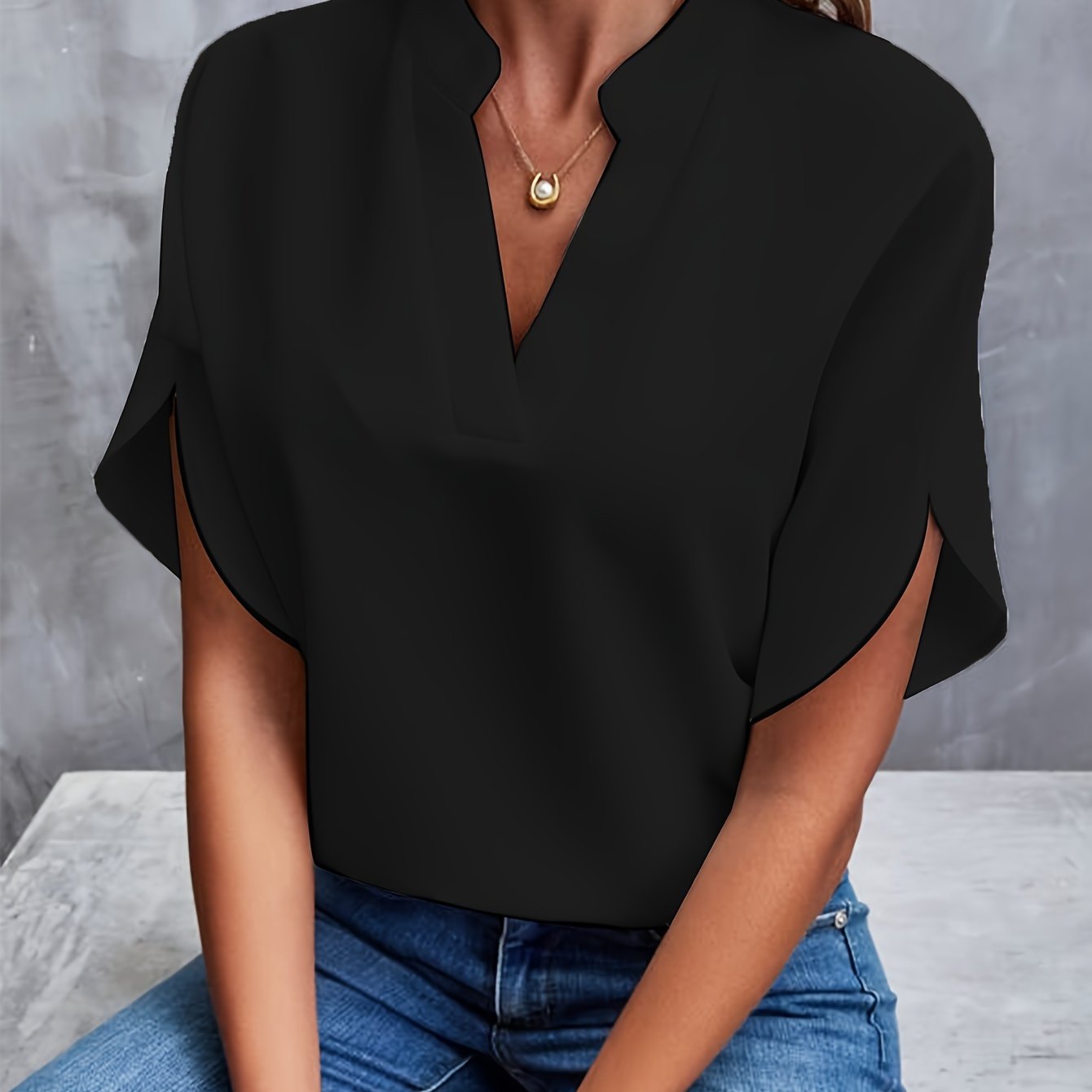 Breathable Linen Blouse with Tulip Sleeves and Notch Neckline