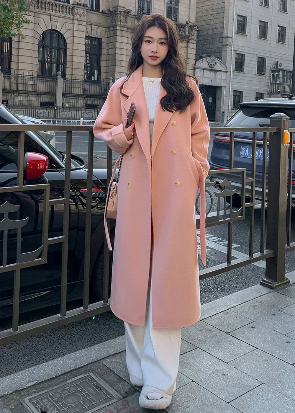 Women's Wool Winter Coat with Reinforced Seams and Flattering Silhouette