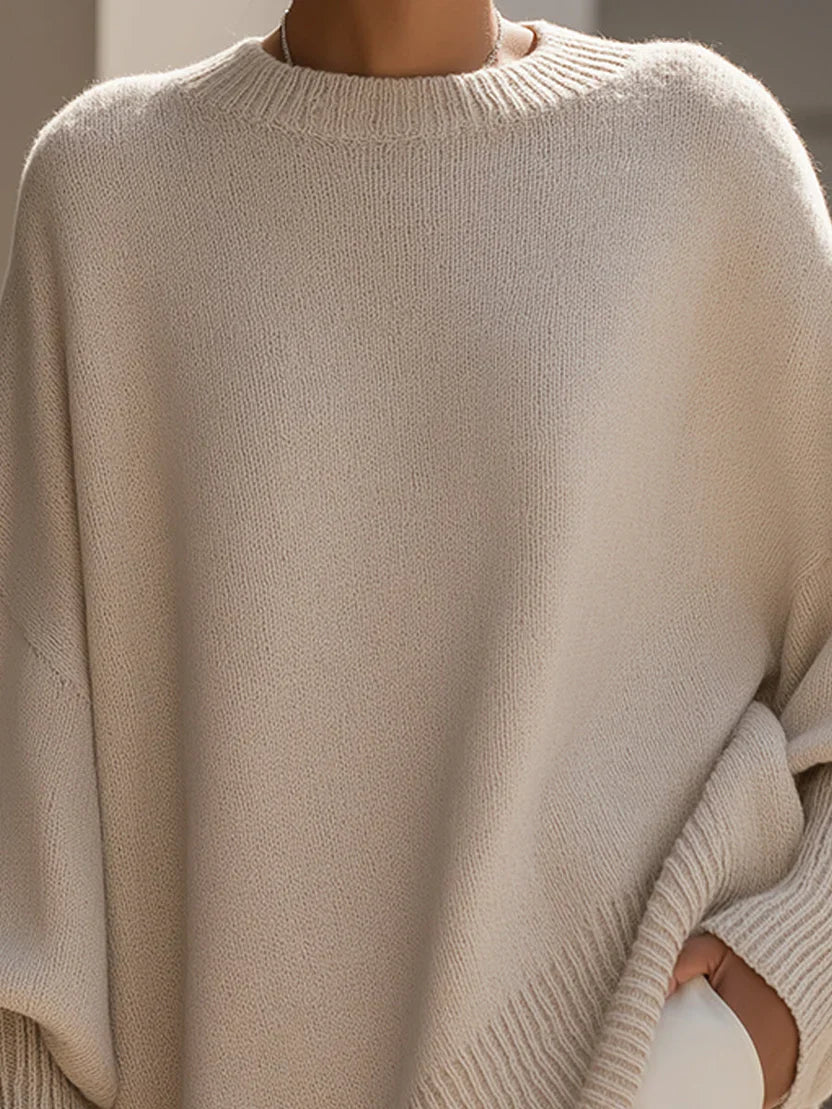 Oversized Sweater for Women with Rounded Neckline and Ribbed Hem, Midweight Stretch