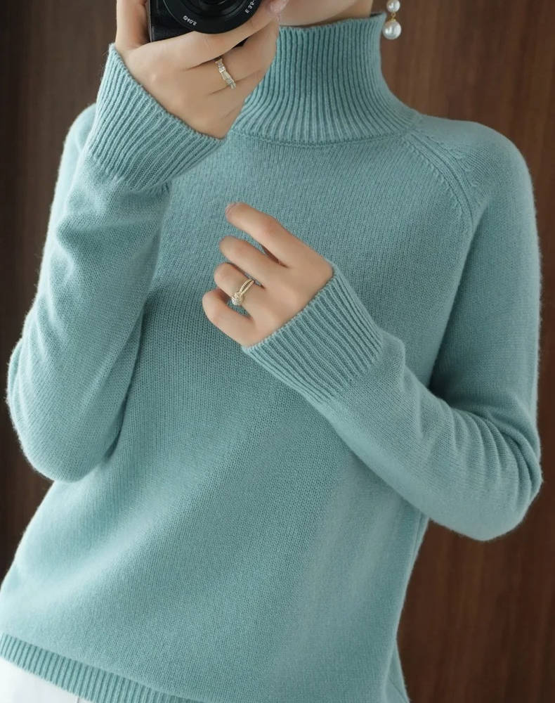 Cashmere Turtleneck Sweater with Anti-Pilling Finish and Cropped Hem, Lightweight