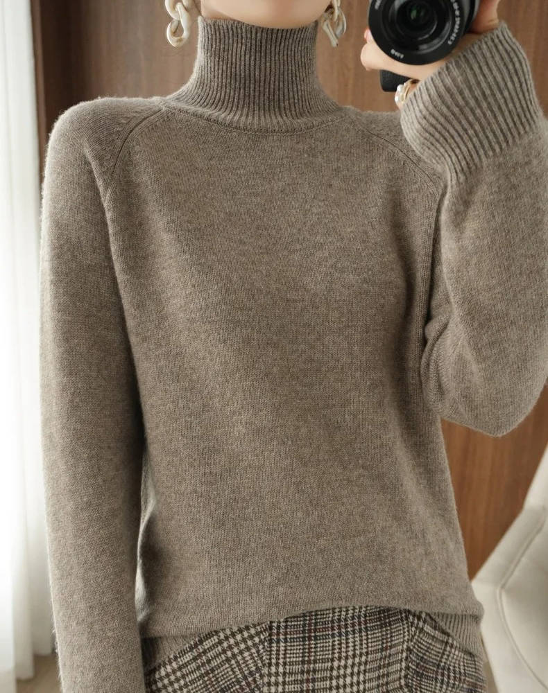 Cashmere Turtleneck Sweater with Anti-Pilling Finish and Cropped Hem, Lightweight