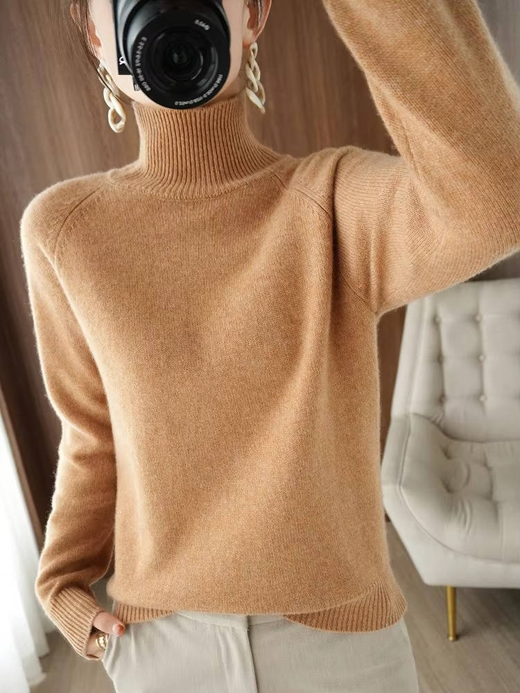 Cashmere Turtleneck Sweater with Anti-Pilling Finish and Cropped Hem, Lightweight