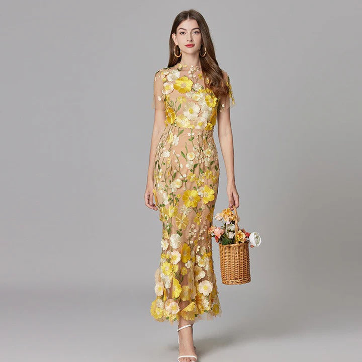 Sleeveless Floral Midi Dress with Gathered Waist and Flowing Skirt, Lightweight